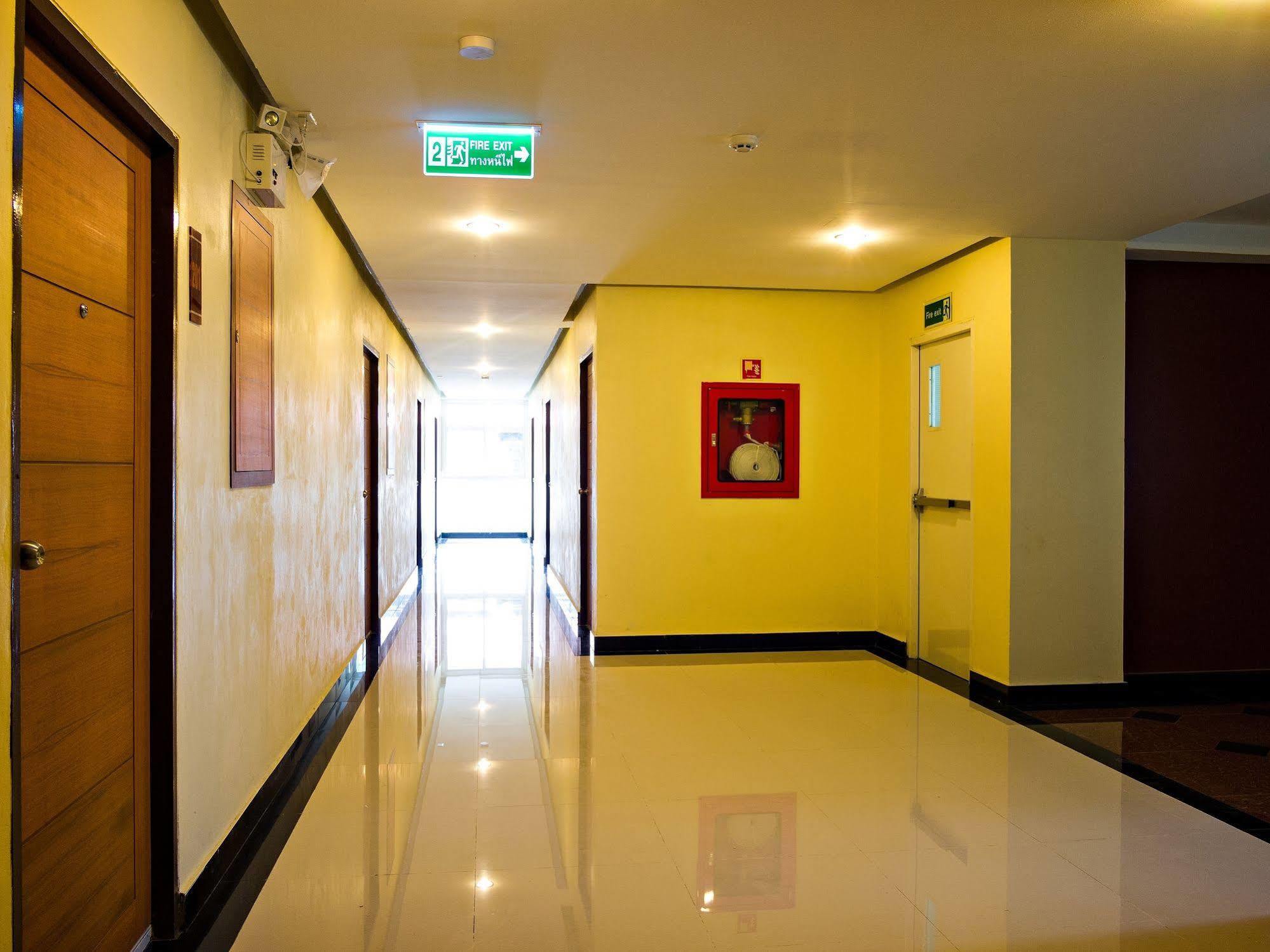 Nrv Place Apart Hotel 曼谷 外观 照片
